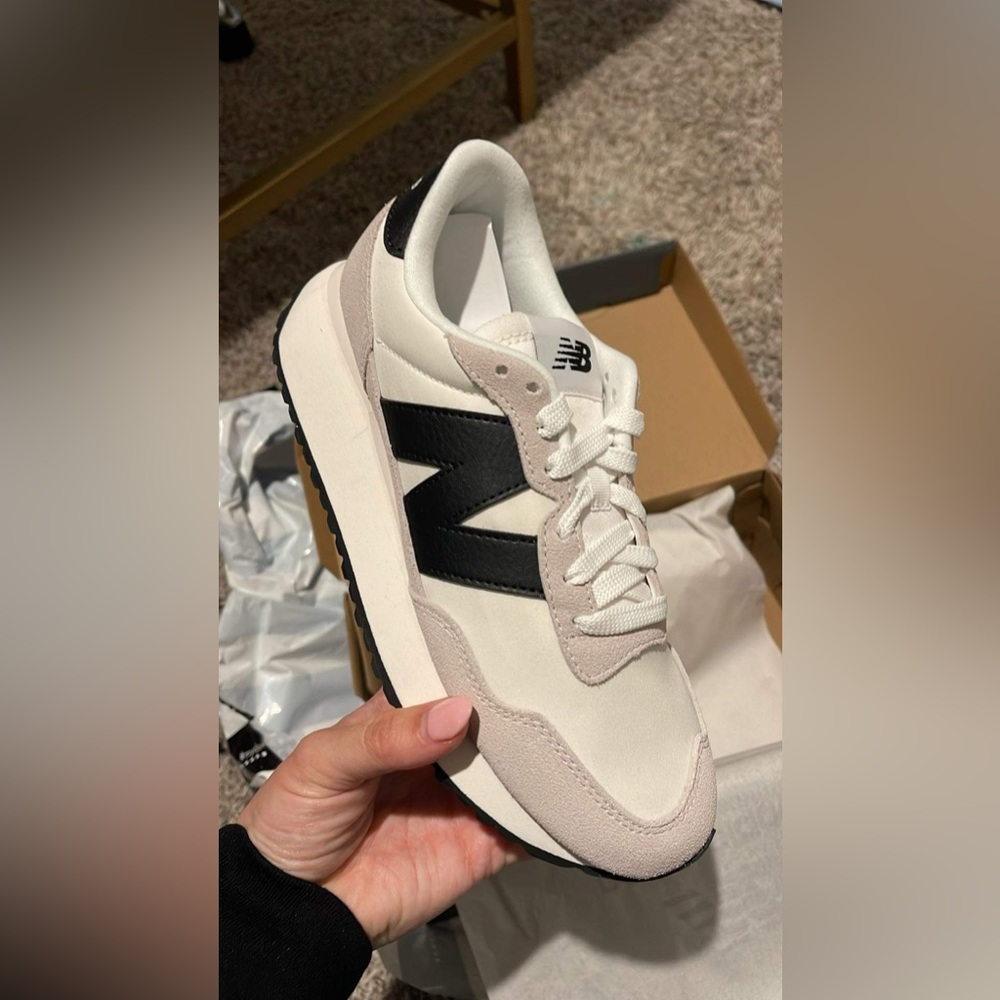 New Balance 237 women’s